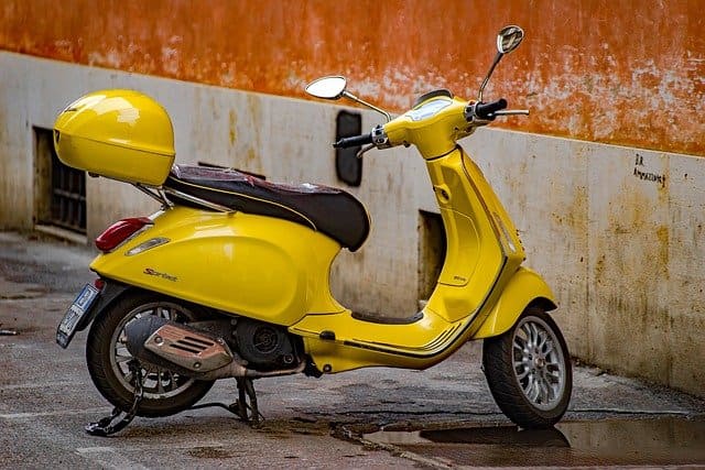 Le stationnement des 2 roues doit il devenir payant ?