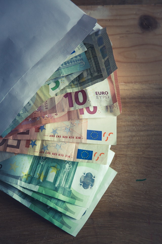 Etes vous favorable à la suppression de l'argent liquide ?